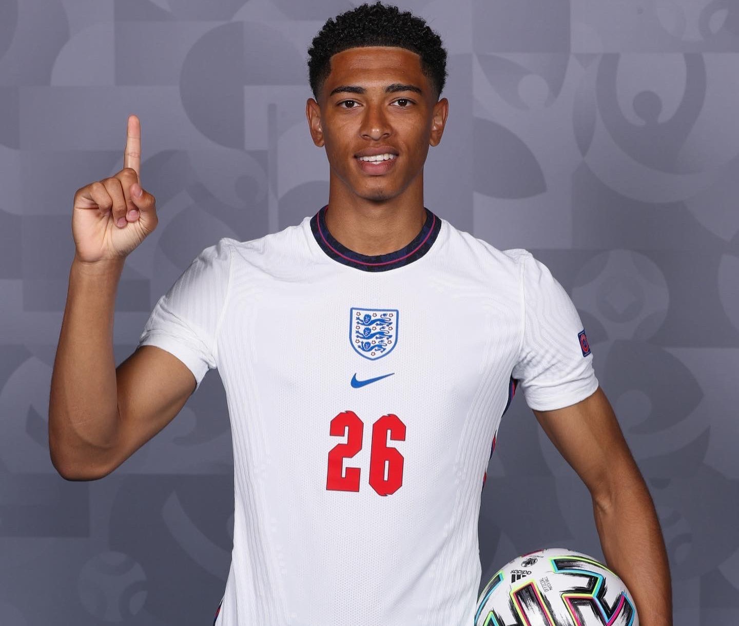 樊振东3：0横扫奥恰洛夫，中国乒乓球的海外统治力有多强？