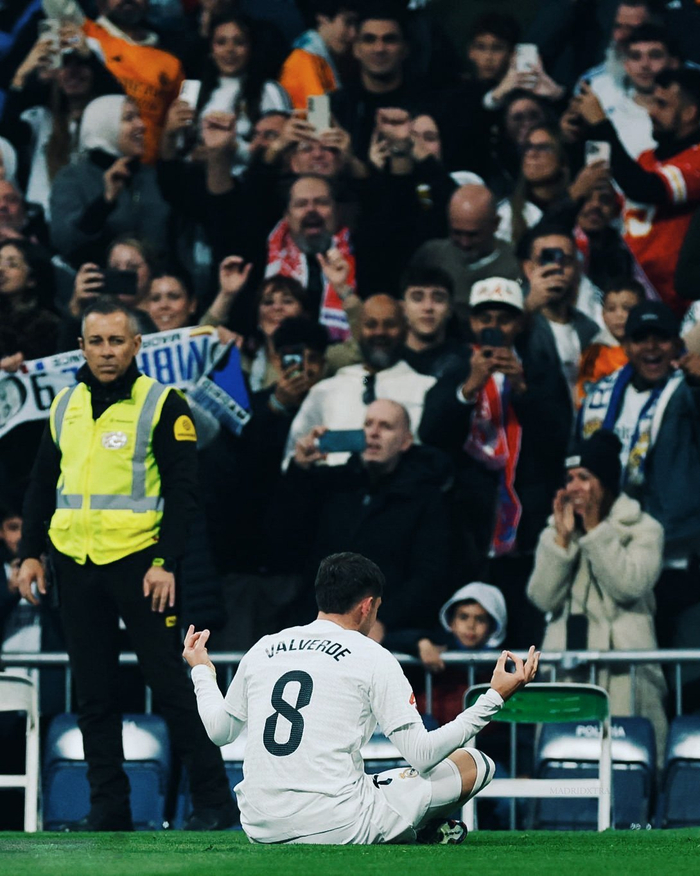 莫布利暴扣准绝杀！骑士三杀76人 恩比德33分泰森39+7三分生涯新高