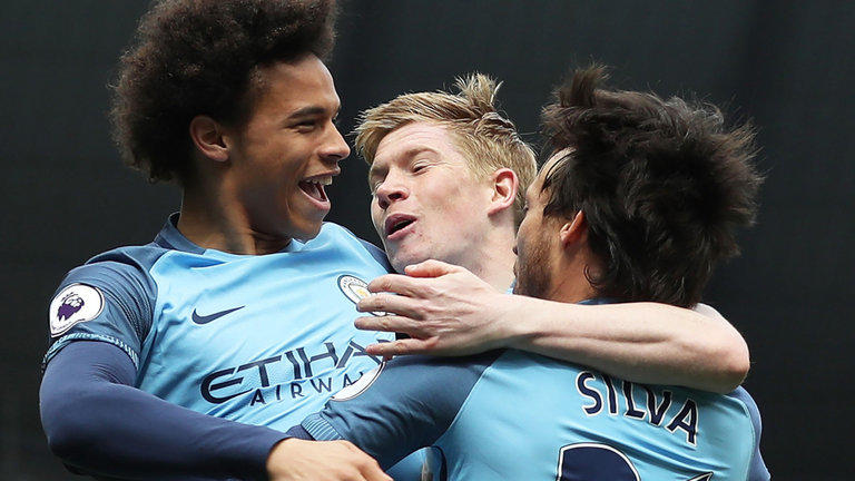 RNGM零封对手晋级三轮常规赛：ES含泪告别夏日，八冠“王朝陨落”