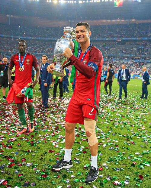 开发者剖析Steam长盛不衰秘诀：社区功能方面很优秀