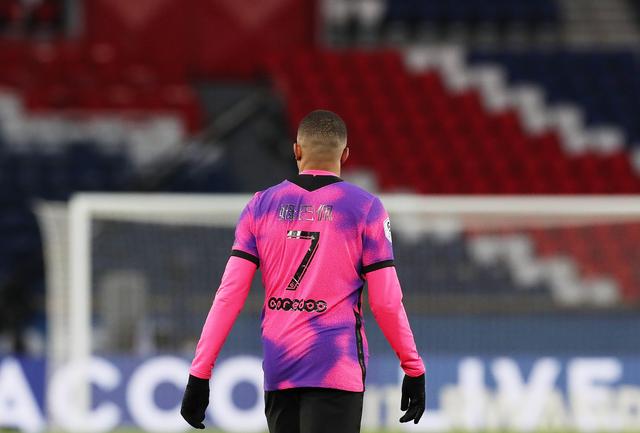 CBA儒帅成新赛季至今唯一被驱逐离场主帅