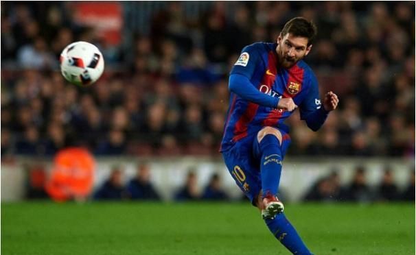 [天下足球]穆西亚拉世界波 拜仁小胜圣保利