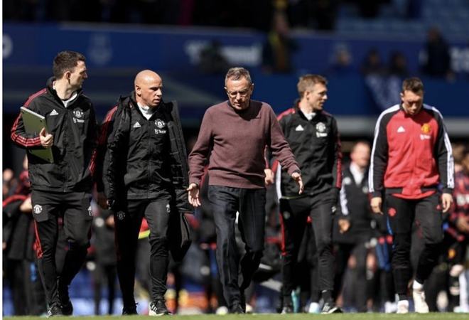 IG太简单，AL悬念最大！季后赛赛程出炉，官方为IG更改时间