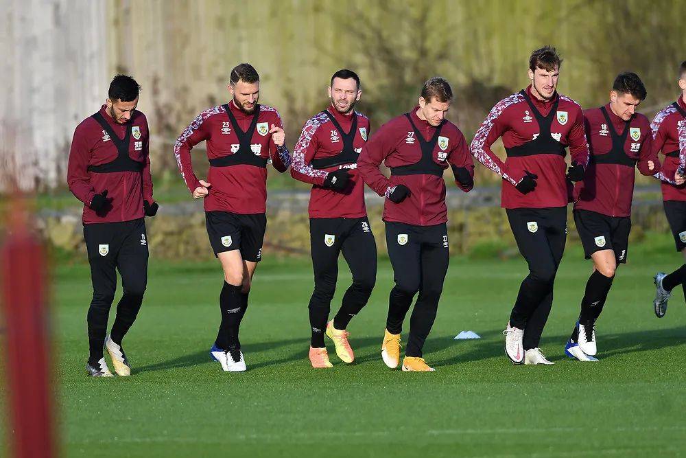 沃克24分 勇士不敌老鹰