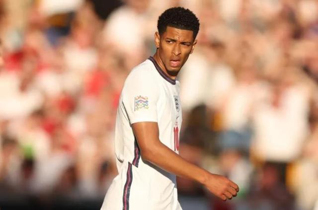 难怪杜兰特会怒砸更衣室！这三大毒瘤不除，火箭永无出头之日