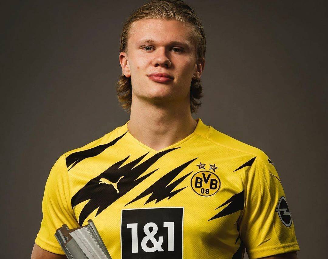 2：0！门神多次神扑+莱万破球荒 巴萨4分钟2球赢下德比 甩皇马7分