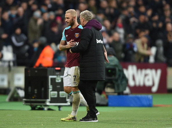 勇士大胜篮网，库里27+5创纪录，6人得分上双诠释团队篮球