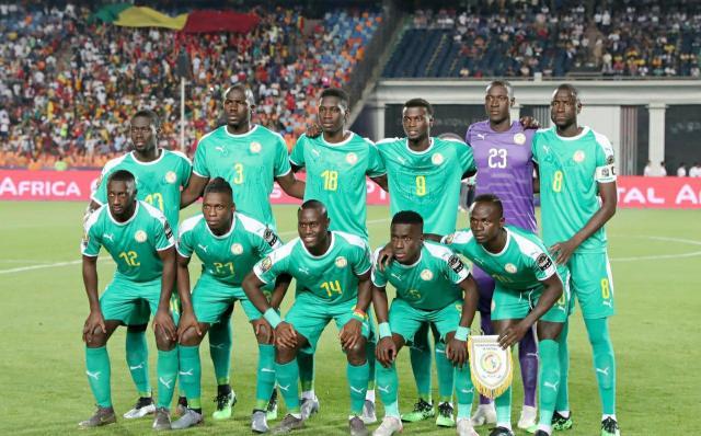 [中超]法比奥头球击中横梁 皮球反弹进入网窝